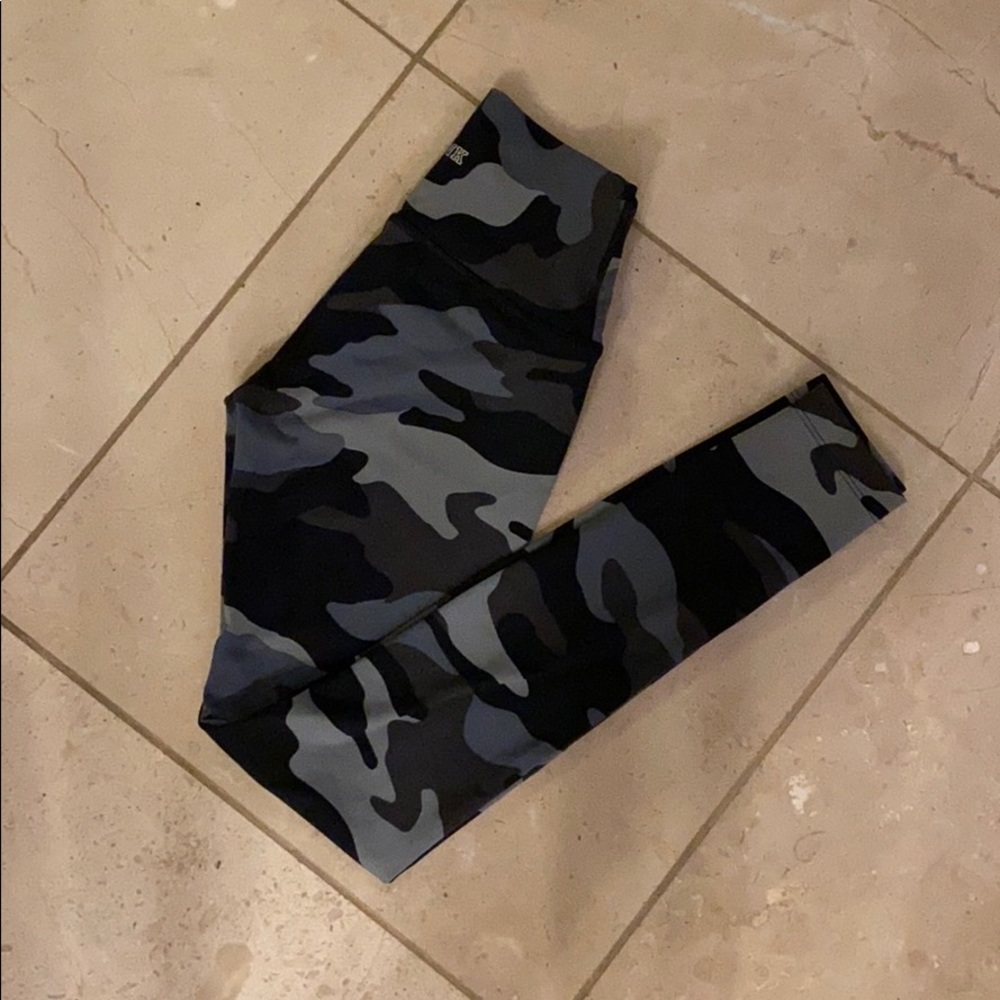 PINK CAMO LEGGINGS